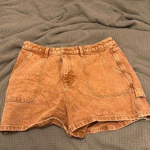 Universal Thread highest rise shorts